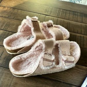 Birkenstock Arizona fur light rose size 40